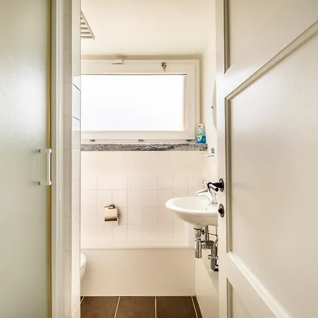 In With Sunny Garden