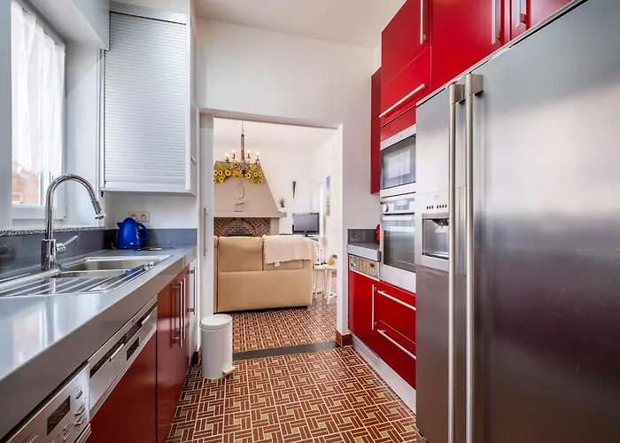 In With Sunny Garden